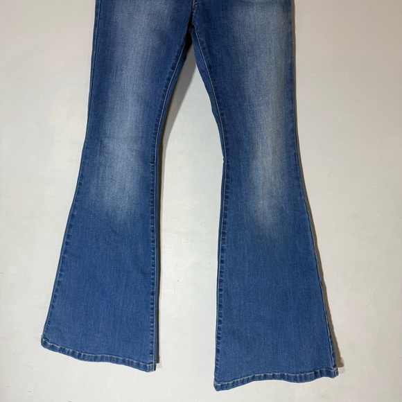 Kan Can Blue Denim High Rise Flare Jeans - Picture 4 of 7